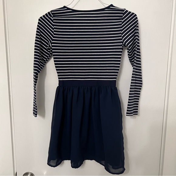 Girls Flip Sequin Dress Smiley Face Blue White Stripe The Childrens Place 7/8 M - Picture 5 of 11